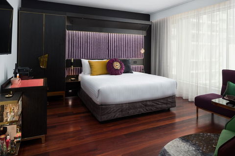 QT Perth - Accommodation Guide 23
