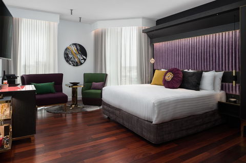 QT Perth - Accommodation Guide 25