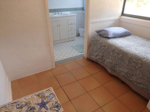 Lazy Lobster Holiday Units & Chalets - Accommodation Asia 12