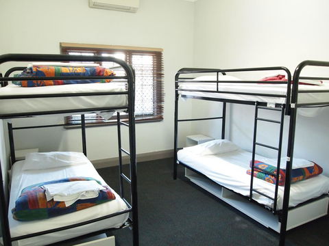 The Emperors Crown Hostel - Accommodation Asia 21