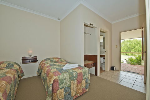 Rayanne Homestead - Accommodation Asia 12