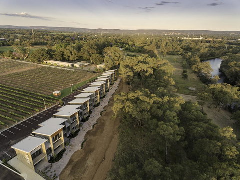 Maya Maya At Mandoon Estate - Accommodation Asia 6