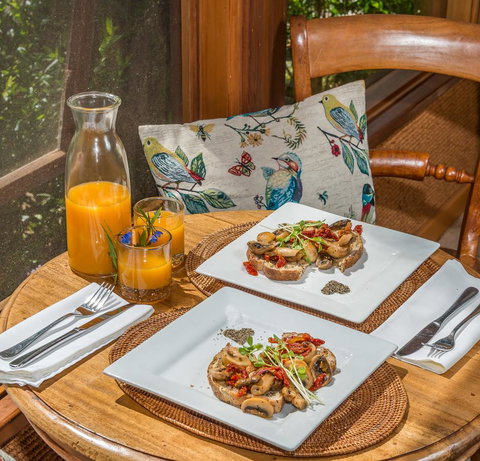 Chimes Spa Retreat - Accommodation Asia 24