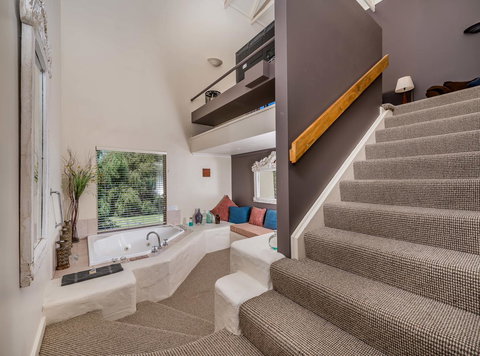 Chimes Spa Retreat - Accommodation Asia 17