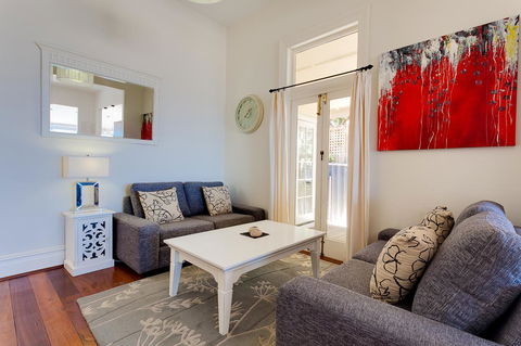 Cottesloe Beach House I - Accommodation Asia 10