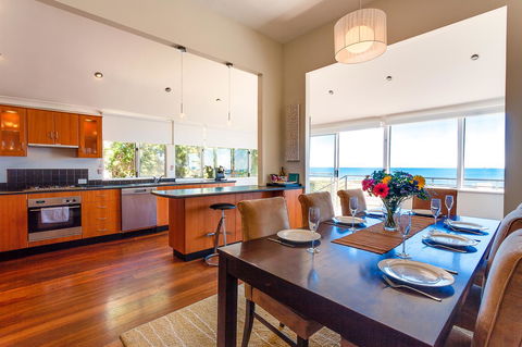 Cottesloe Beach House I - Accommodation Asia 3