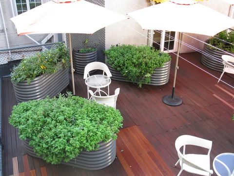 European Hotel - Accommodation Asia 21