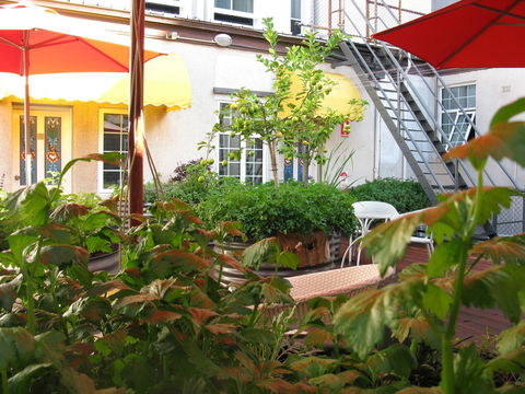 European Hotel - Accommodation Asia 9