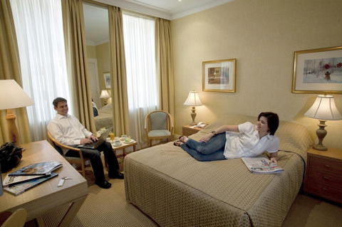 European Hotel - Accommodation Asia 8