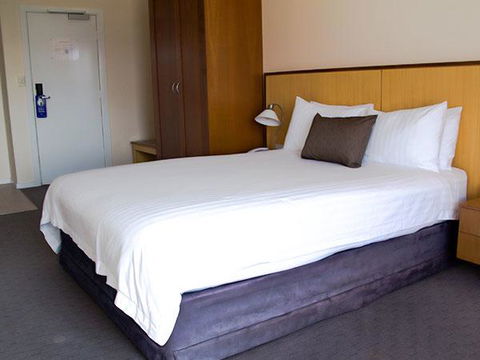 Ocean Beach Hotel - Accommodation Asia 2