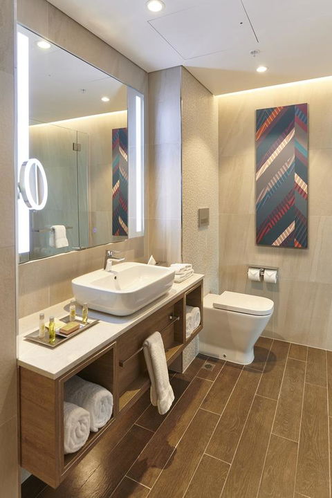 Doubletree By Hilton Perth Northbridge - Accommodation Guide 13