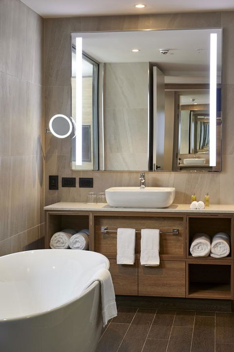Doubletree By Hilton Perth Northbridge - Accommodation Guide 17