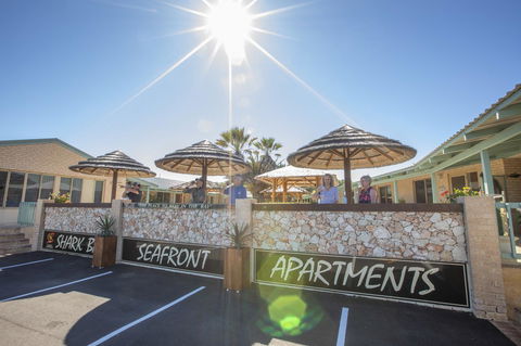 Shark Bay Seafront Apartments - Accommodation Asia 27