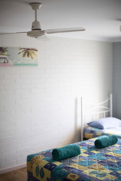 Shark Bay Seafront Apartments - Accommodation Asia 17
