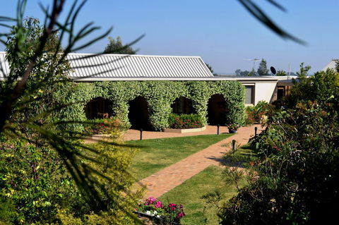 Grapevines Boutique Accommodation - Accommodation Asia 8