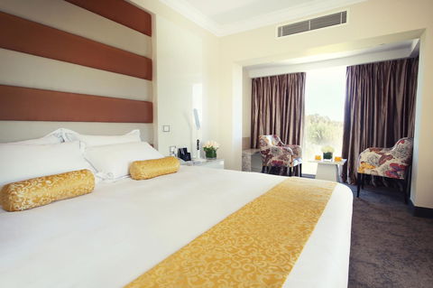 Swan River Hotel - Accommodation China 2