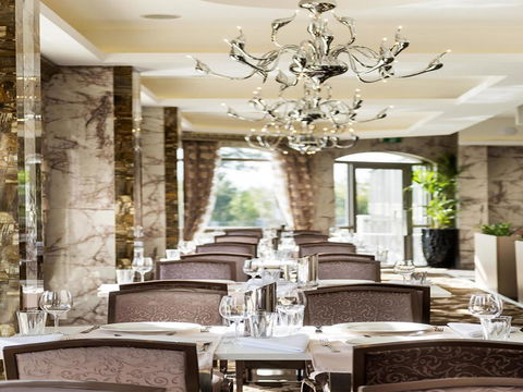 Swan River Hotel - Accommodation China 16