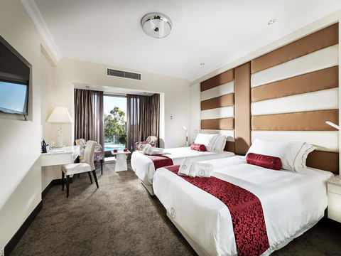 Swan River Hotel - Accommodation China 17