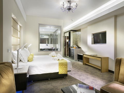 Swan River Hotel - Accommodation China 24