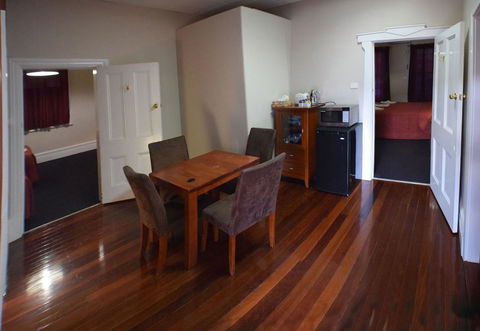 The Palace Hotel Kalgoorlie - Accommodation Guide 11
