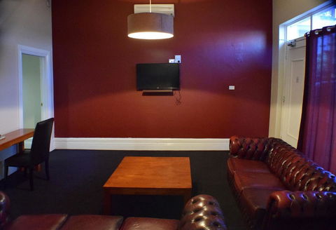 The Palace Hotel Kalgoorlie - Accommodation Guide 13