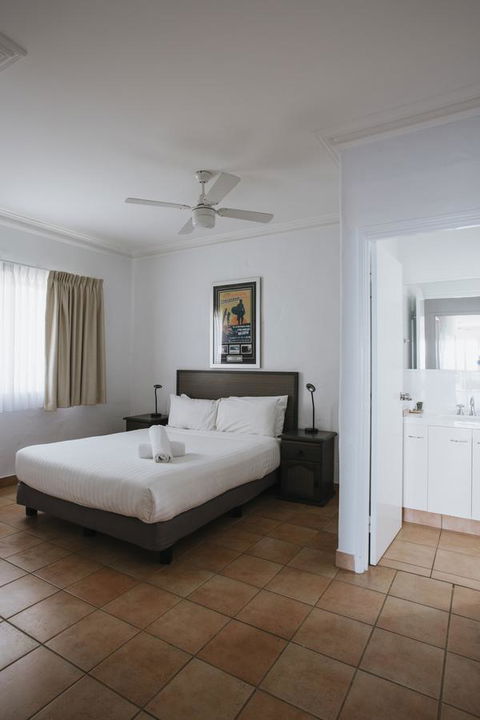 Canal Rocks Beachfront Apartments - Accommodation Guide 28