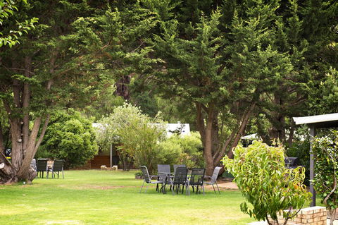Peppermint Brook Cottages - Accommodation Asia 14