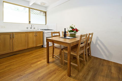 Peppermint Brook Cottages - Accommodation Asia 3