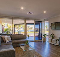Starboard Views Kalbarri - River Front Apartment - Accommodation Asia