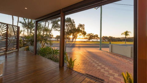 Starboard Views Kalbarri - River Front Apartment - Accommodation Asia 8