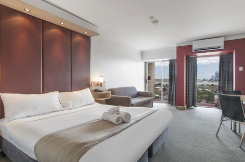 Metro Hotel Perth - Accommodation Guide 0