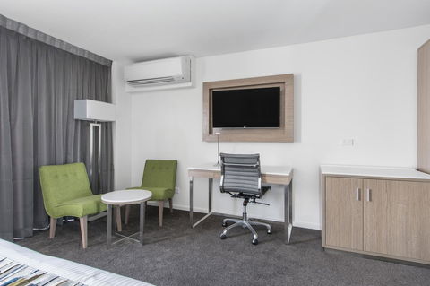 Metro Hotel Perth - Accommodation Guide 21