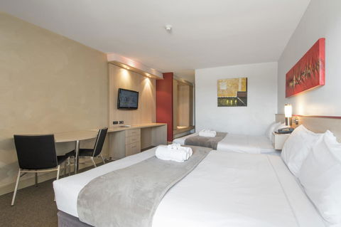 Metro Hotel Perth - Accommodation Guide 24