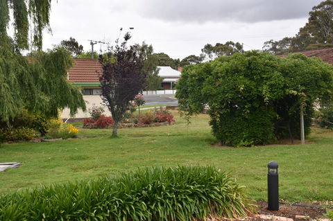 Mount Barker Valley Views Motel & Chalets, Western Australia - Accommodation Guide 18