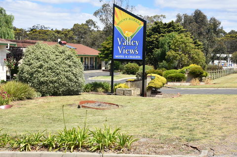 Mount Barker Valley Views Motel & Chalets, Western Australia - Accommodation Guide 10
