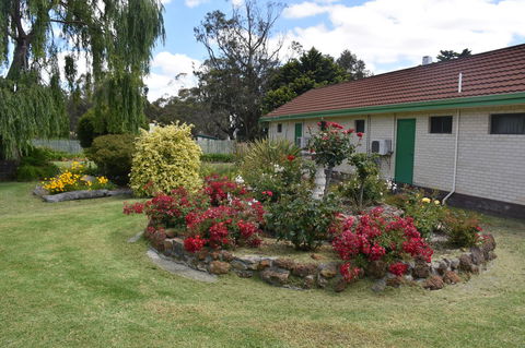 Mount Barker Valley Views Motel & Chalets, Western Australia - Accommodation Guide 13