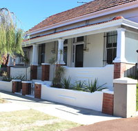 Captain's Heritage Cottage - Accommodation Guide