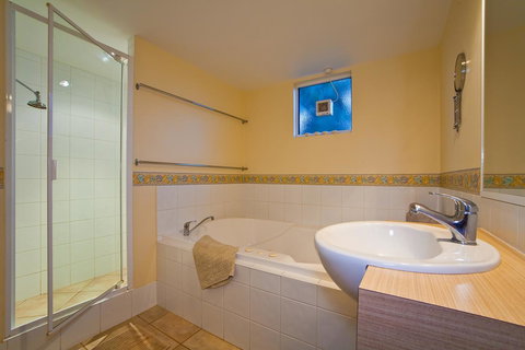 Osprey Holiday Village Unit 110 - Accommodation Guide 15