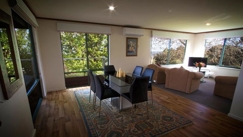 Karri Mia Chalets And Studios - Accommodation Asia 25