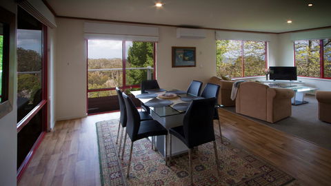 Karri Mia Chalets And Studios - Accommodation Asia 19