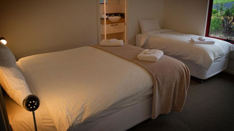 Karri Mia Chalets And Studios - Accommodation Asia 6