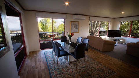 Karri Mia Chalets And Studios - Accommodation Asia 13