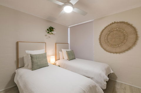Number 72 Kalbarri Riverview Apartments - Accommodation Asia 6