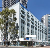 Comfort Inn  Suites Goodearth Perth - Accommodation Asia