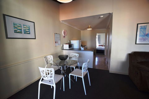 West Beach Lagoon 123 - Location & Views!!! - Accommodation Asia 7