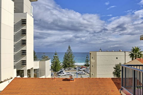 West Beach Lagoon 123 - Location & Views!!! - Accommodation Asia 13