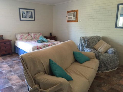 Surf Shack - Accommodation Asia 4