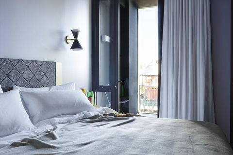Alex Hotel - Accommodation Guide 21