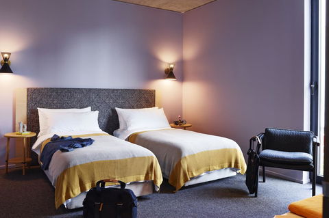 Alex Hotel - Accommodation Guide 10