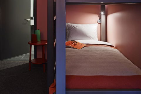 Alex Hotel - Accommodation Guide 28